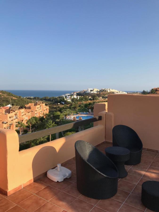 Penthouse, Casares Del Sol, Malaga Appartement Buitenkant foto